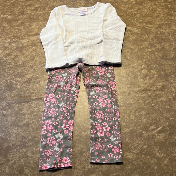 Little Lass Outfit (#4955)